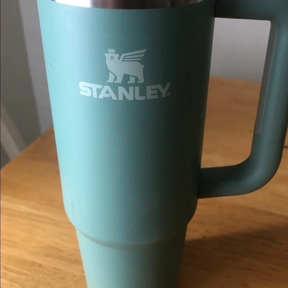 Stanley rare Seafoam Green Travel Mug with Handle - Picture 2 of 9